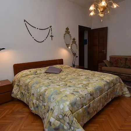 Matilde's House شقة *